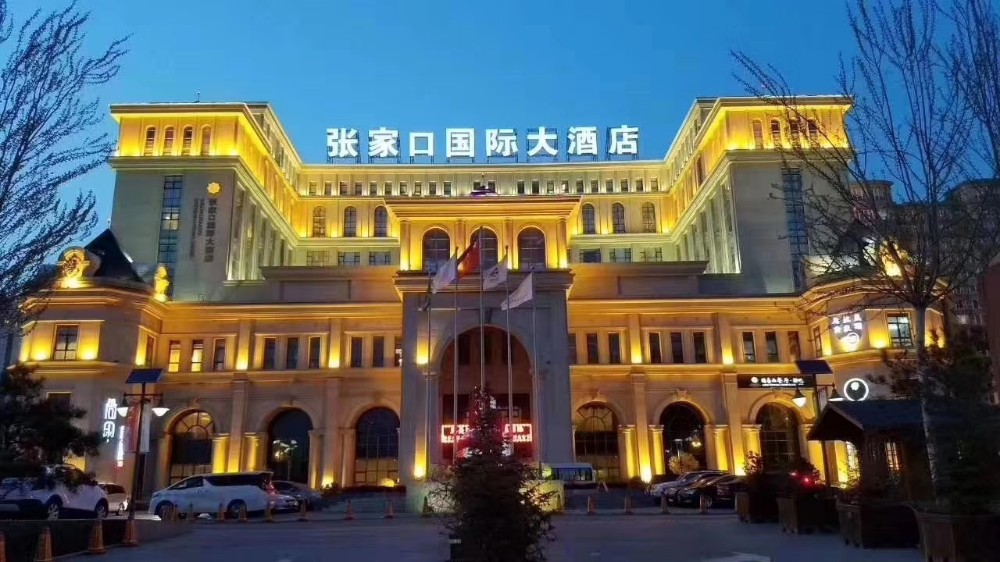 酒店正面图